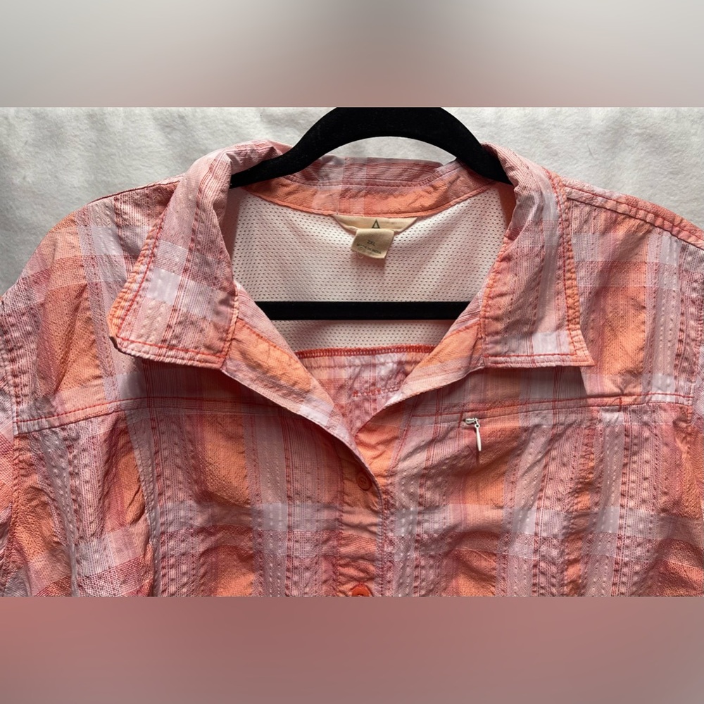 Ascend button up sun shirt - Picture 2 of 8